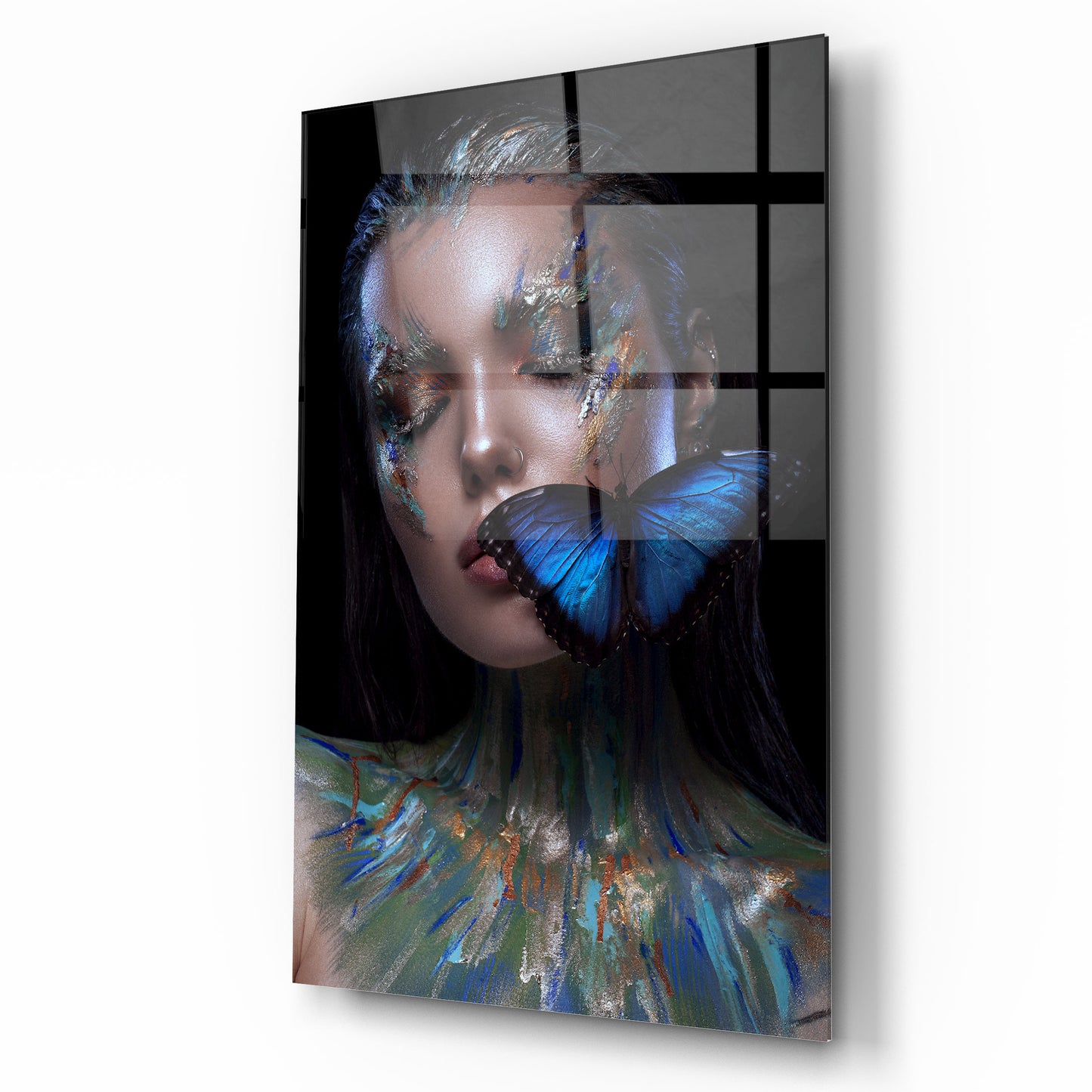 Décoration murale en verre représentant une femme papillon