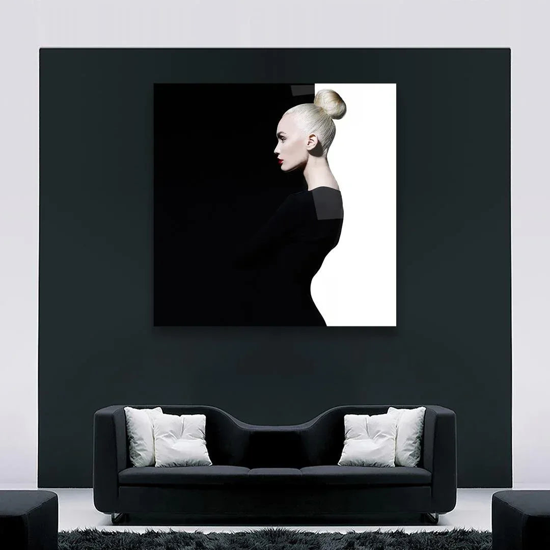 Black & White Woman Glass Wall Art - LUXARTDECO