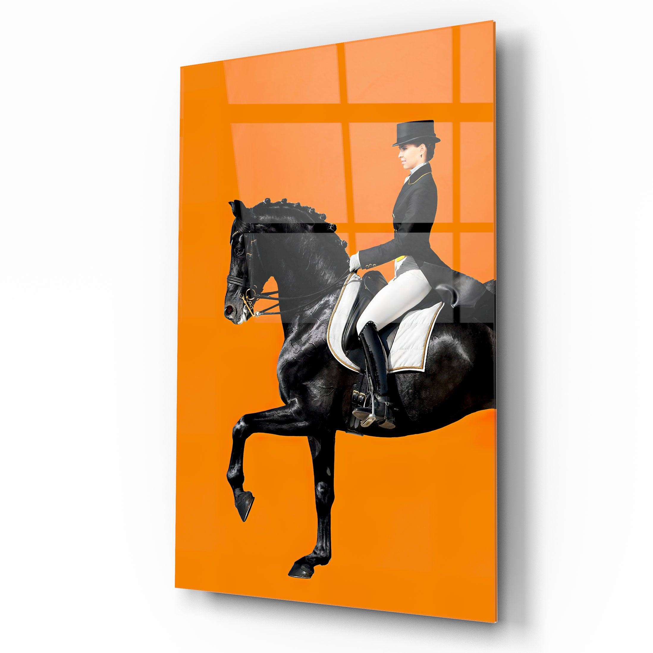 Décoration murale en verre représentant une femme chevauchant un cheval