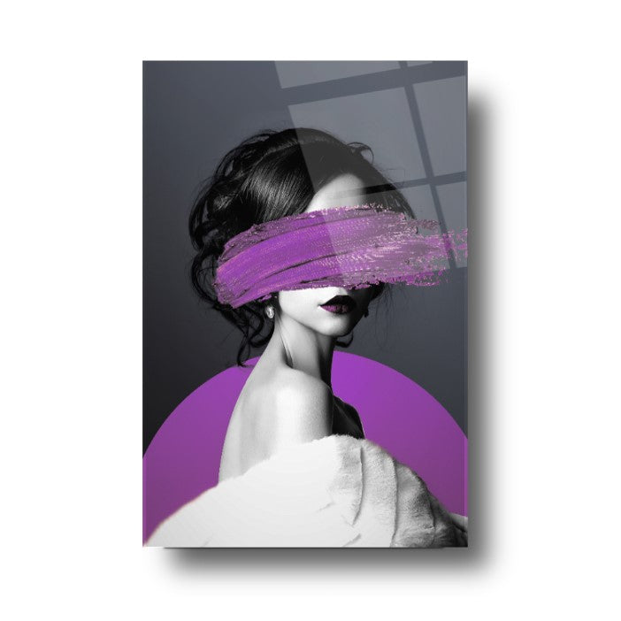 Décoration murale en verre violet représentant une femme