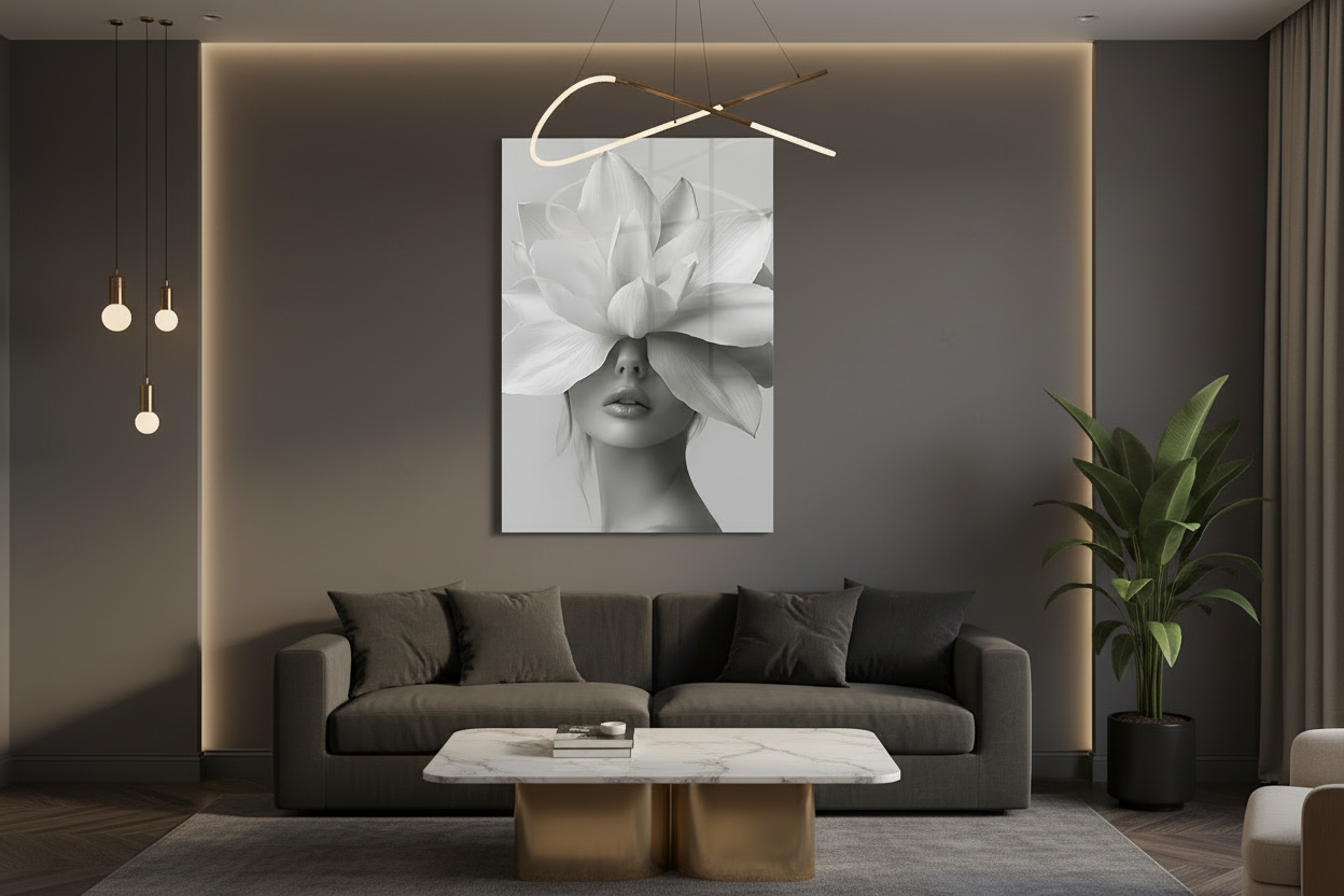 Femme avec une Fleur Tableau en Verre Trempé