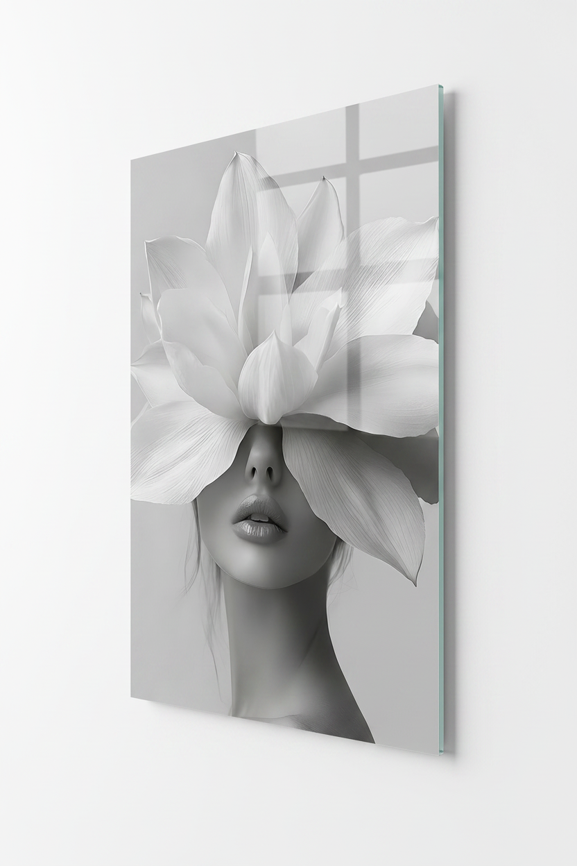 Femme avec une Fleur Tableau en Verre Trempé