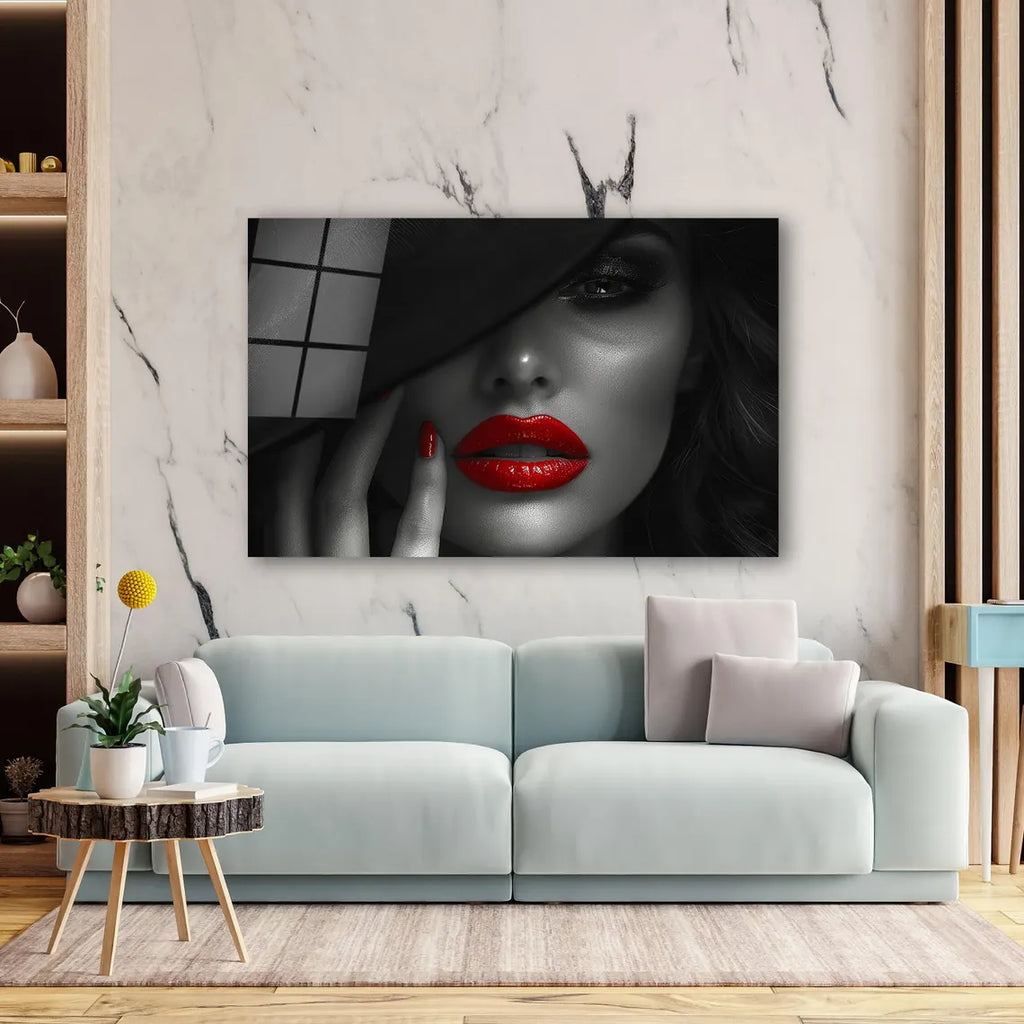 Décoration murale en verre avec lèvres rouges